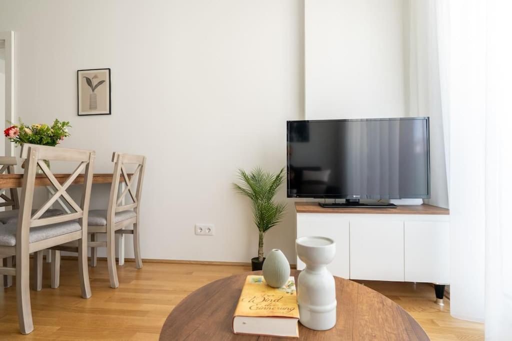 Trendy 1br, Direct Access By Hm Appartement *